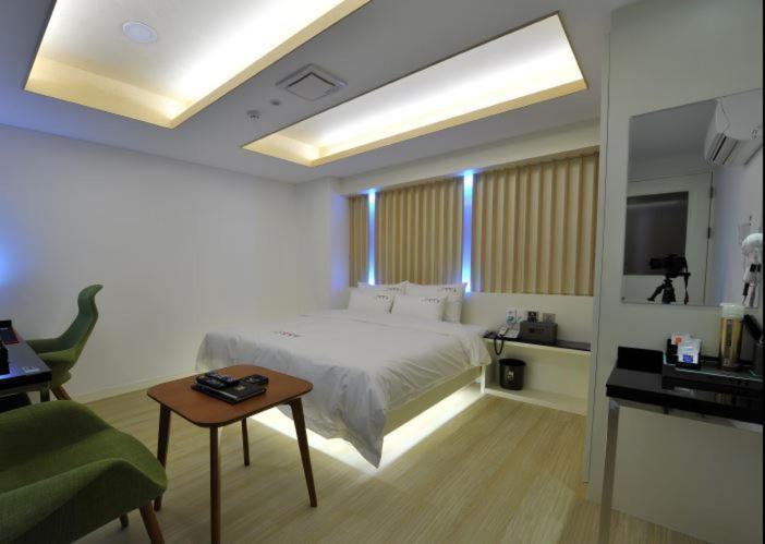 Ytt Hotel Nampo Busan Luaran gambar